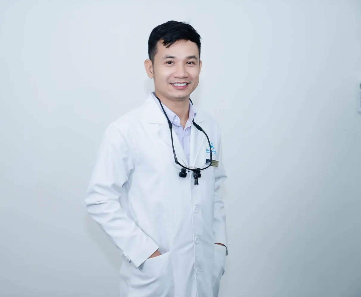 Bác sĩ cố vấn chuyên môn