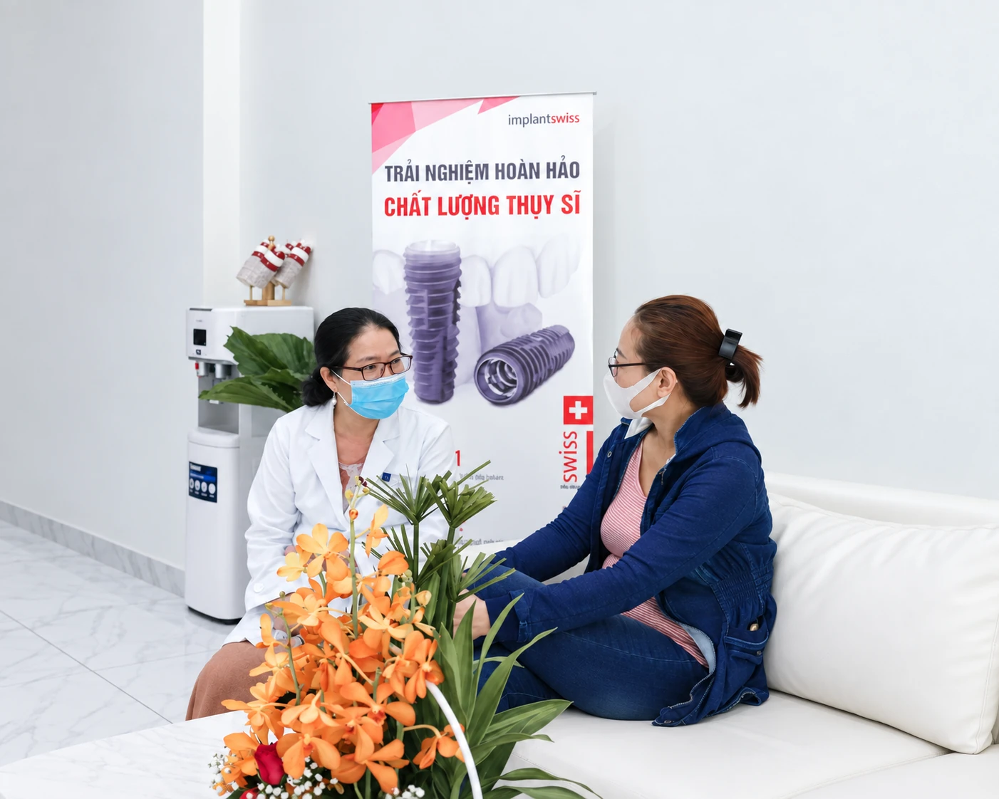 Phát hiện - Bác sĩ tư vấn và chẩn đoán sớm bệnh lý răng miệng