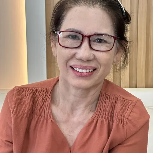 Chị Liên Nguyễn Sau