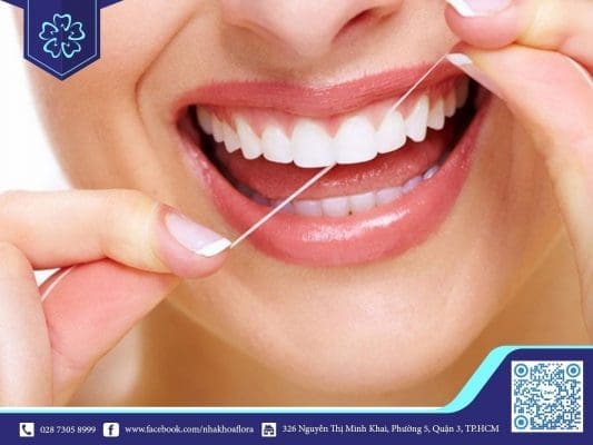 Lưu ý sau khi bọc răng sứ: Nên sử dụng chỉ nha khoa thay vì tăm tre (ảnh minh họa) Lưu ý sau khi bọc răng sứ: Nên sử dụng chỉ nha khoa thay vì tăm tre (ảnh minh họa)