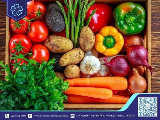 Bổ sung các loại rau củ giàu vitamin vào khẩu phần ăn (ảnh minh họa) chăm sóc răng implant đúng cách bằng các thực phẩm