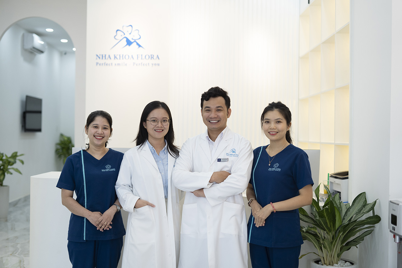 nha khoa cấy ghép Implant