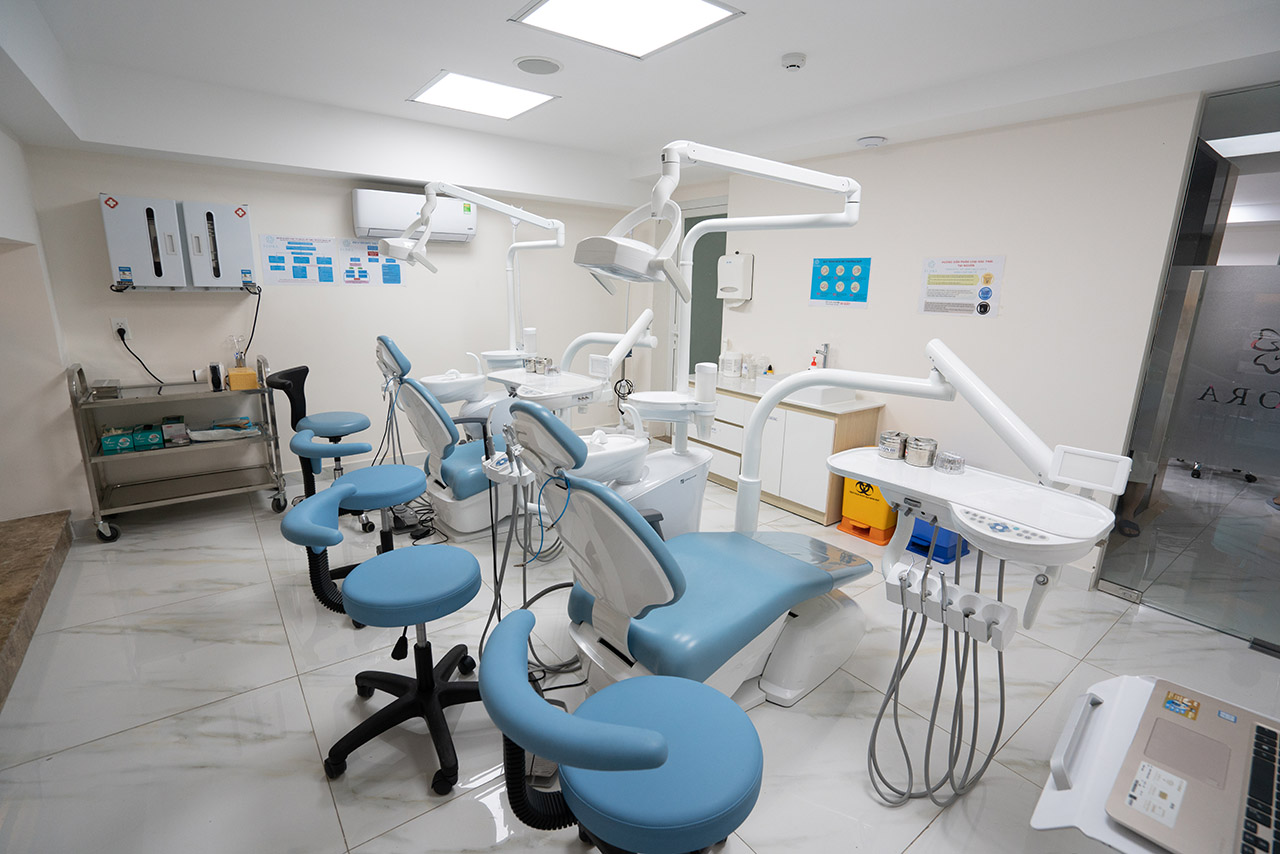 Bảng giá chi phí trồng răng implant Quận 3