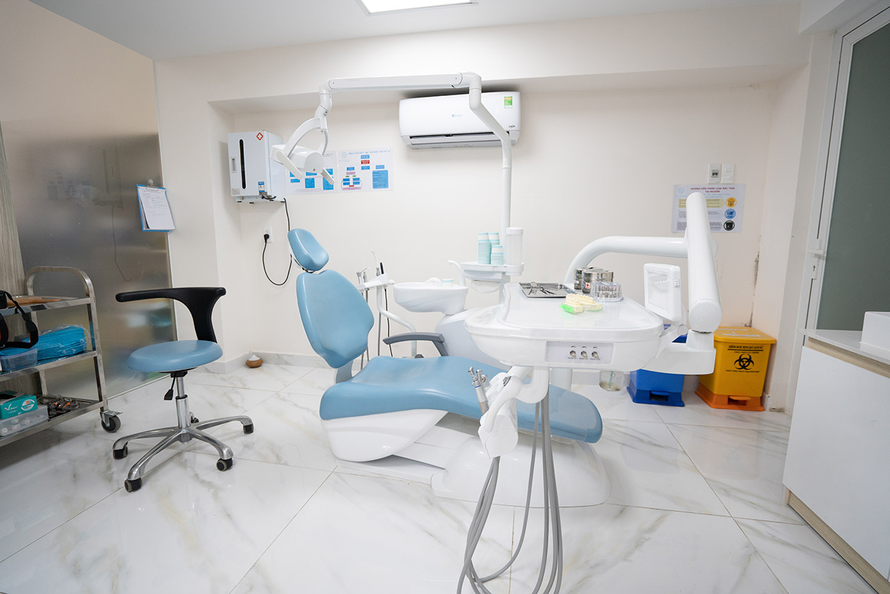 Tẩy trắng răng bằng laser có hại cho men răng không